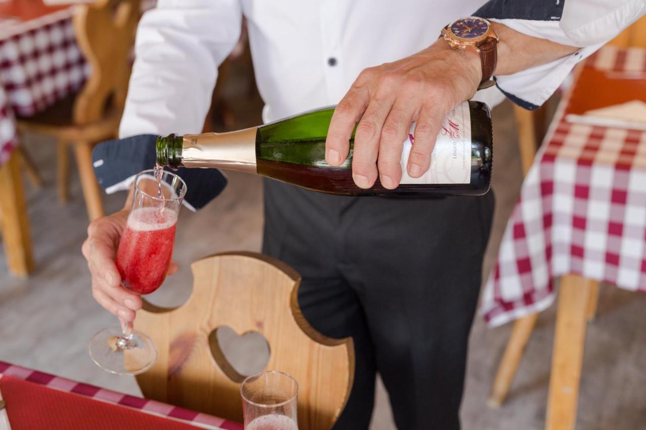 因特尔杰内夫波特酒店 盖拉德 外观 照片
